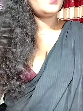 Snapshot of YERY_HOT chatting on October 6, 2025, 5:57 pm YERY HOT online show from October 6, 2025, 5:57 pm