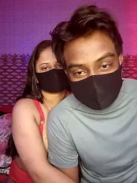Snapshot of Hot_Nila chatting on May 8, 2026, 3:32 am Hot Nila online show from May 8, 2026, 3:32 am