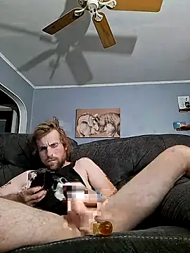 Snapshot of douchydan42 chatting on September 26, 2025, 4:41 am douchydan42 online show from September 26, 2025, 4:41 am