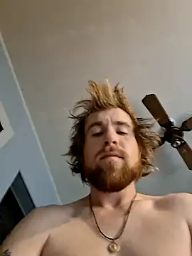 Snapshot of douchydan42 chatting on December 18, 2025, 6:01 pm douchydan42 online show from December 18, 2025, 6:01 pm