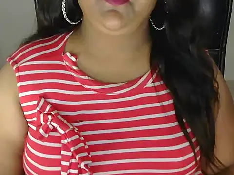 Jenny lovee online show from June 4, 2026, 1:27 pm