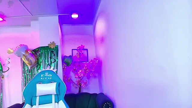 Snapshot of Arianna_sweeet chatting on March 21, 2026, 3:52 am Arianna sweeet online show from March 21, 2026, 3:52 am