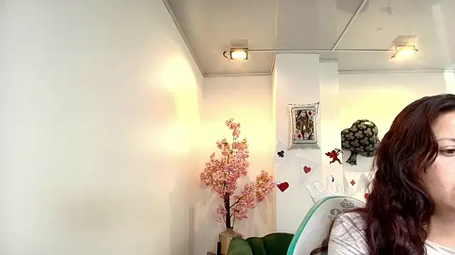 Snapshot of Arianna_sweeet chatting on February 18, 2026, 3:37 am Arianna sweeet online show from February 18, 2026, 3:37 am