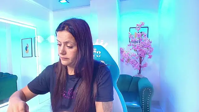 Snapshot of Arianna_sweeet chatting on March 11, 2026, 3:22 am Arianna sweeet online show from March 11, 2026, 3:22 am