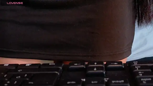 amabel zambrano online show from November 2, 2025, 2:00 pm