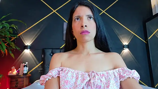 amabel zambrano online show from October 17, 2025, 12:29 pm