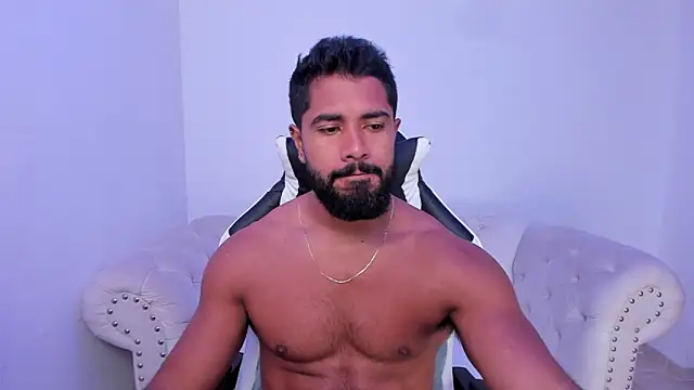 Santiago huntt online show from November 17, 2025, 12:42 pm