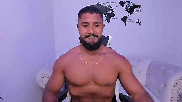 Santiago huntt online show from September 8, 2025, 8:30 pm