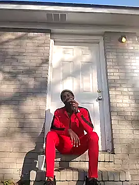 Snapshot of Ass_Everywere chatting on February 14, 2025, 9:10 pm Ass Everywere online show from February 14, 2025, 9:10 pm