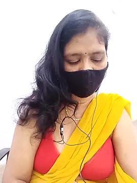 Lucky-Deepthi online show from November 28, 2025, 7:25 pm