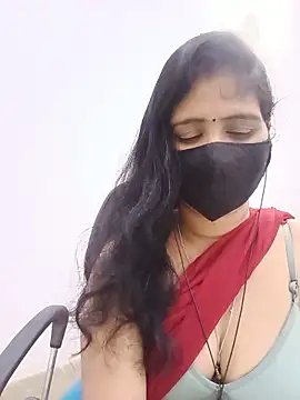 Snapshot of Lucky-Deepthi chatting on May 27, 2026, 1:18 pm Lucky-Deepthi online show from May 27, 2026, 1:18 pm
