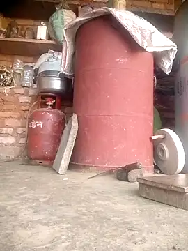 Amaya Bajwa online show from October 9, 2025, 3:40 am