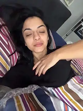 NNNoire online show from November 15, 2025, 6:06 am