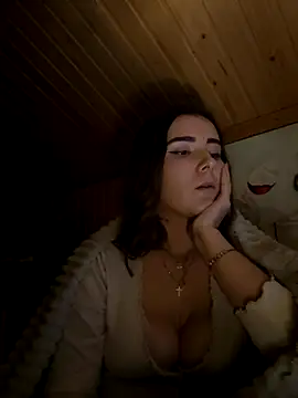 mewKate online show from November 9, 2025, 4:22 pm