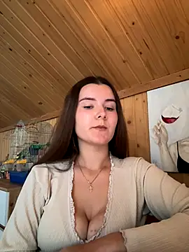 mewKate online show from October 24, 2025, 1:21 pm