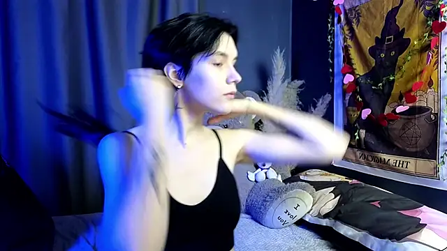 Snapshot of Hyeon_Jin chatting on February 13, 2025, 8:55 pm Hyeon Jin online show from February 13, 2025, 8:55 pm