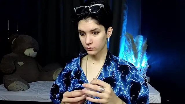 Snapshot of Hyeon_Jin chatting on March 13, 2025, 11:08 am Hyeon Jin online show from March 13, 2025, 11:08 am