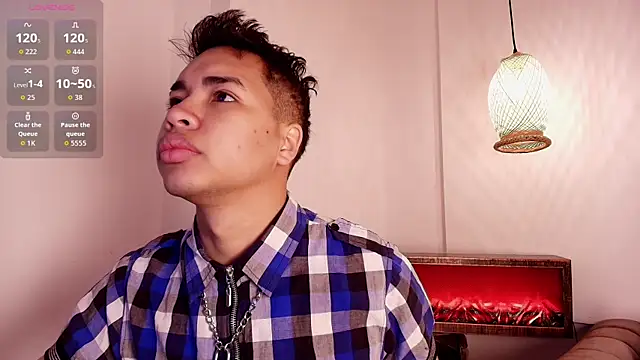 AlecLightwood  online show from December 20, 2025, 5:21 am