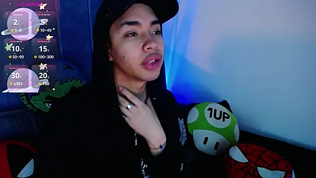 AlecLightwood  online show from January 9, 2025, 1:02 pm