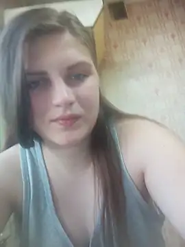 Lauren Amabel online show from April 28, 2026, 4:33 pm