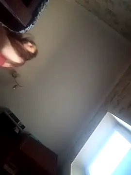 Lauren Amabel online show from March 18, 2025, 12:17 pm