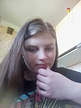 Lauren Amabel online show from May 4, 2026, 9:23 am