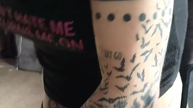 Snapshot of trashbrat chatting on March 11, 2026, 12:37 am trashbrat online show from March 11, 2026, 12:37 am