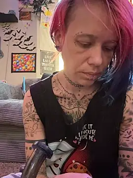 trashbrat online show from June 24, 2026, 12:42 am