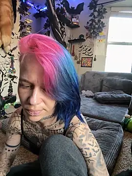 Snapshot of trashbrat chatting on March 14, 2026, 11:55 pm trashbrat online show from March 14, 2026, 11:55 pm