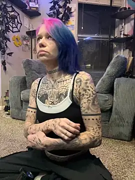 Snapshot of trashbrat chatting on March 22, 2026, 7:54 am trashbrat online show from March 22, 2026, 7:54 am