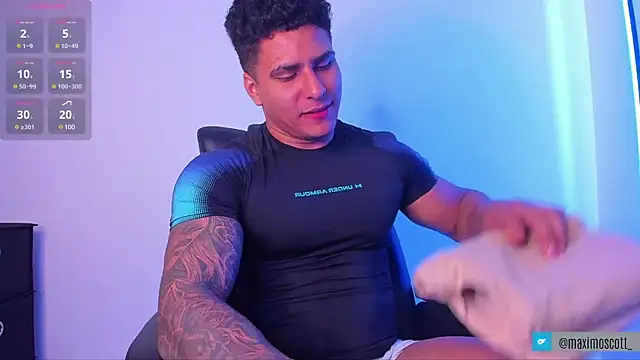 Maximoscott online show from February 18, 2025, 1:11 pm