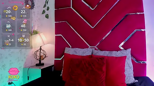 VeronicaOlson  online show from September 18, 2025, 2:14 am