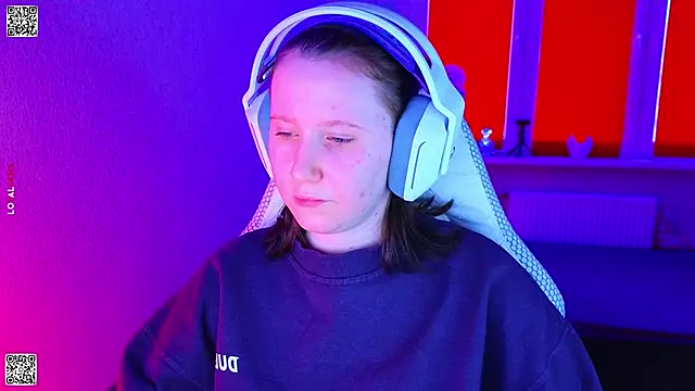 mon lola online show from January 11, 2026, 10:11 am