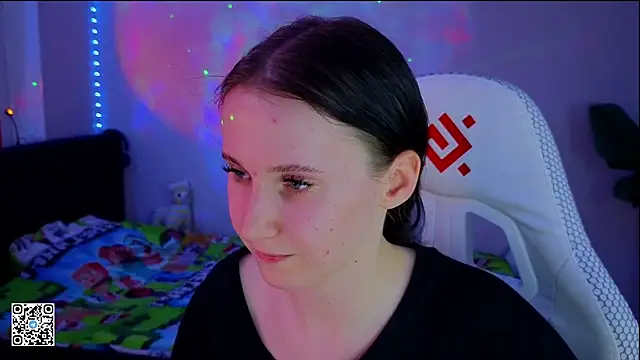 mon lola online show from March 13, 2025, 9:05 pm