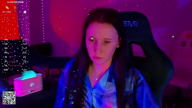 mon lola online show from March 6, 2025, 2:18 pm