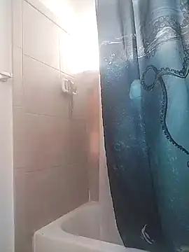 jayjay198080 online show from March 3, 2025, 8:11 pm