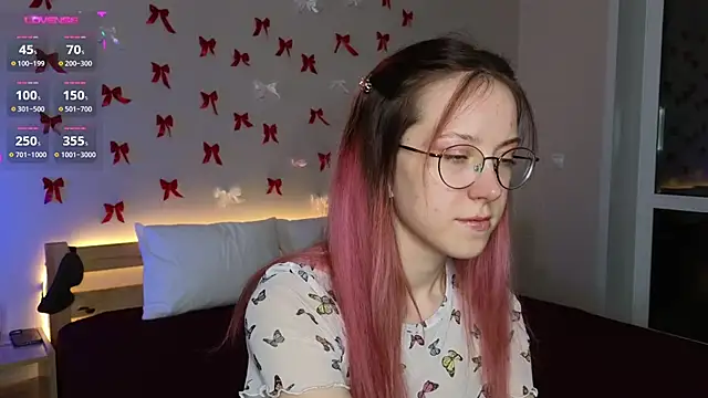 MaryBliss online show from March 4, 2025, 4:30 pm