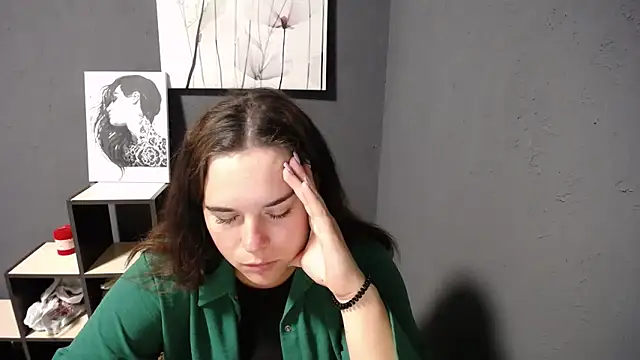 Snapshot of mini_girly chatting on September 9, 2025, 6:45 am mini girly online show from September 9, 2025, 6:45 am