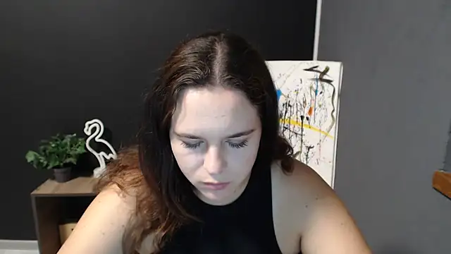 Snapshot of mini_girly chatting on September 23, 2025, 12:34 pm mini girly online show from September 23, 2025, 12:34 pm