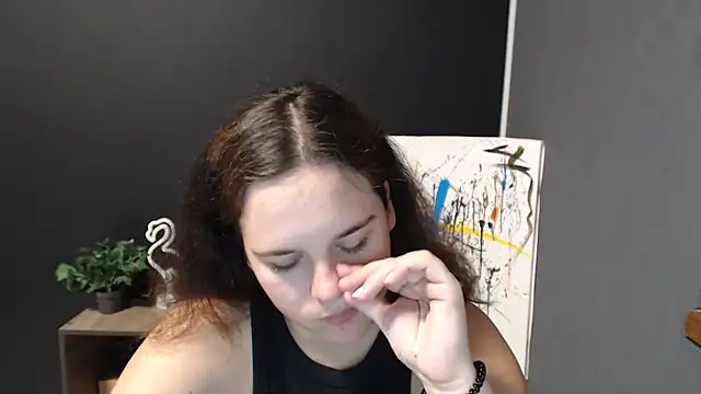 Snapshot of mini_girly chatting on September 26, 2025, 1:18 pm mini girly online show from September 26, 2025, 1:18 pm