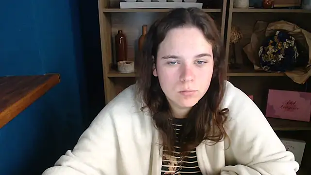 Snapshot of mini_girly chatting on October 2, 2025, 6:50 am mini girly online show from October 2, 2025, 6:50 am