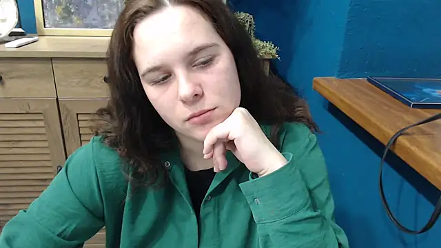 Snapshot of mini_girly chatting on November 7, 2025, 11:48 am mini girly online show from November 7, 2025, 11:48 am