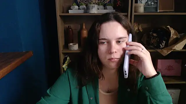 Snapshot of mini_girly chatting on October 23, 2025, 1:54 pm mini girly online show from October 23, 2025, 1:54 pm