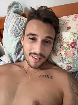 Snapshot of carvalhofelipe chatting on February 3, 2025, 1:41 am carvalhofelipe online show from February 3, 2025, 1:41 am