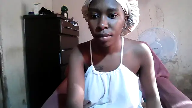 Hotdaily04 online show from September 14, 2025, 5:41 am