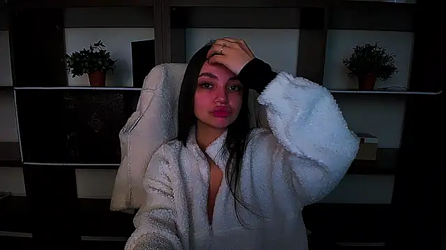 Lexi Jous online show from March 17, 2025, 9:01 am