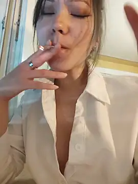 LoveFoxyQueen online show from May 29, 2026, 4:46 pm