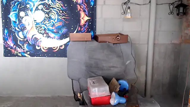 Hadespersefone online show from March 3, 2025, 2:28 pm