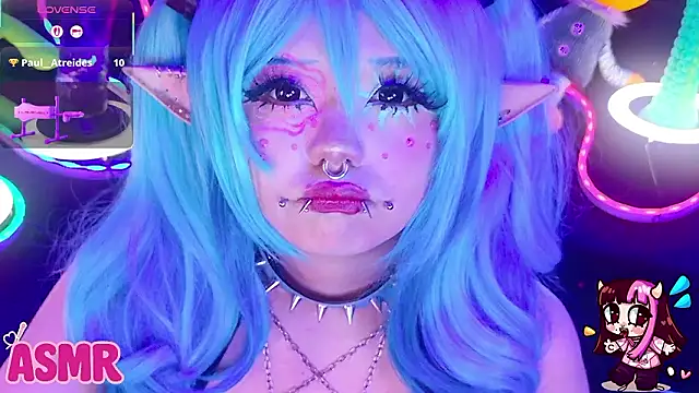 Snapshot of LaytonBox chatting on February 13, 2026, 1:55 pm LaytonBox online show from February 13, 2026, 1:55 pm