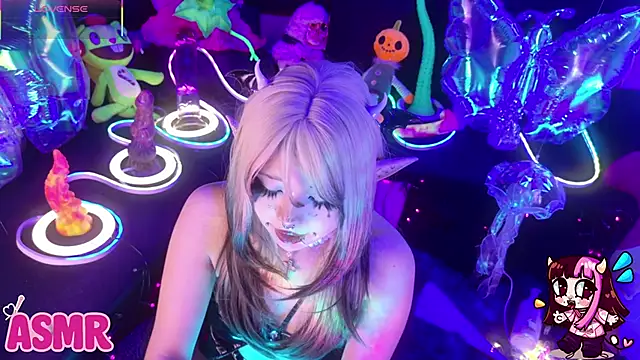 Snapshot of LaytonBox chatting on March 3, 2026, 3:08 pm LaytonBox online show from March 3, 2026, 3:08 pm